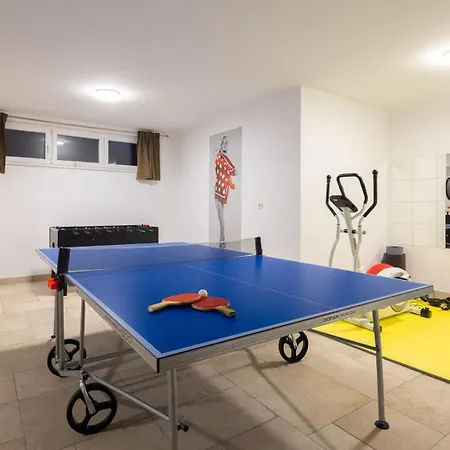 Villa Marijeta Exclusive 5 Star With 50sqm Private Pool, 6 Bedrooms And Playroom Spalato